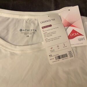 Athleta NWT, Cadence Tee, XS